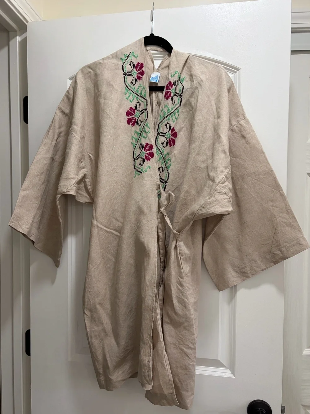 Vintage 100% Linen Embroidered Kimono Robe Made in Mexico Cross Stitch M